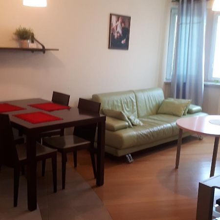 Tripstay Lucka Wiev Apartament Warszawa Exteriör bild
